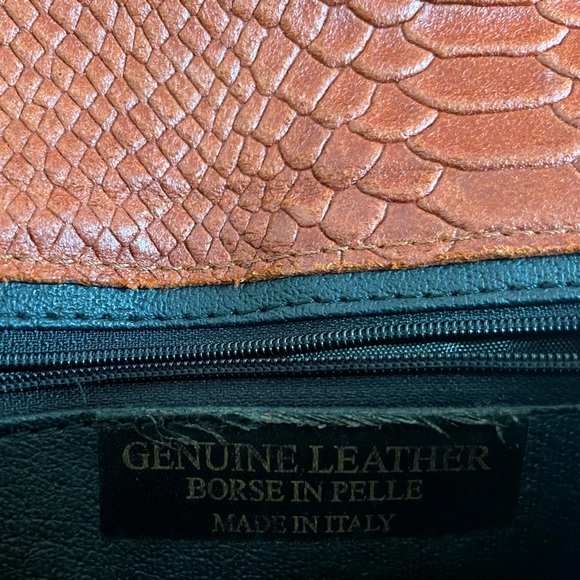 Genuine Leather Crossbody / shoulder bag - Picture 4 of 4